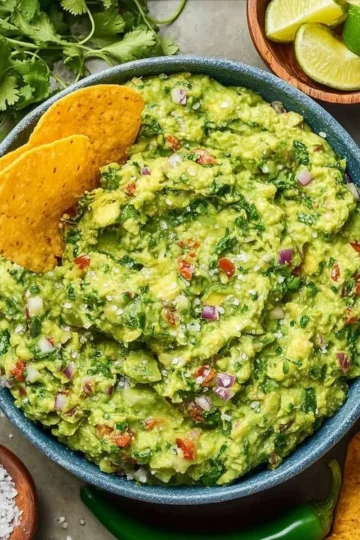 Bowl of authentic guacamole made with fresh ingredients
